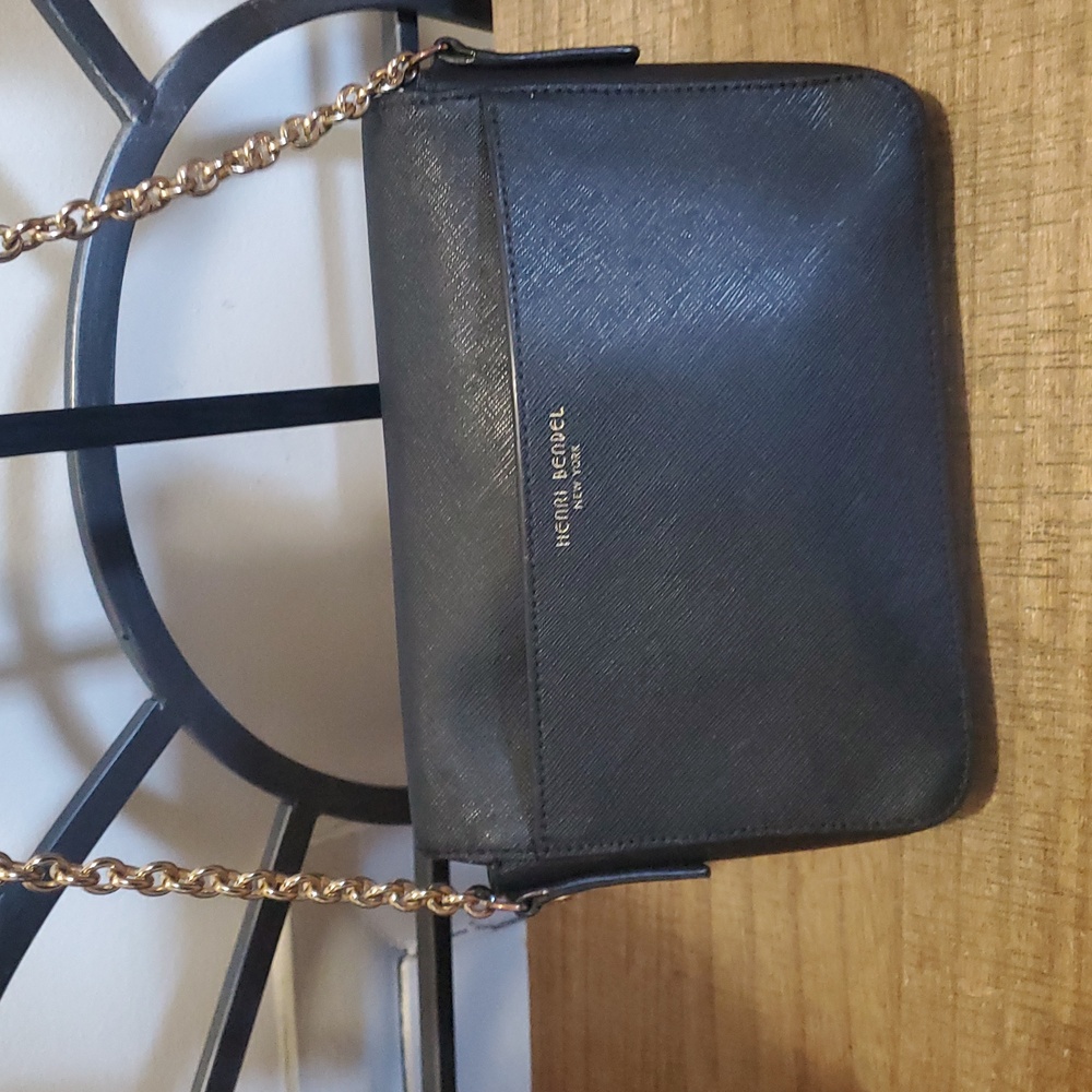 Henri Bendel Black Crossbody Bag with Gold Chain - Picture 4 of 14